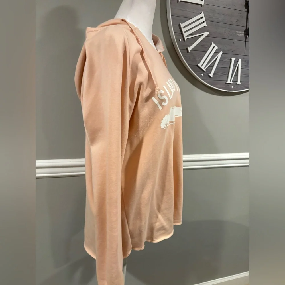 Independent Trading Company Local Boutique - Island Vibes worn 2x Size Large - Picture 2 of 13